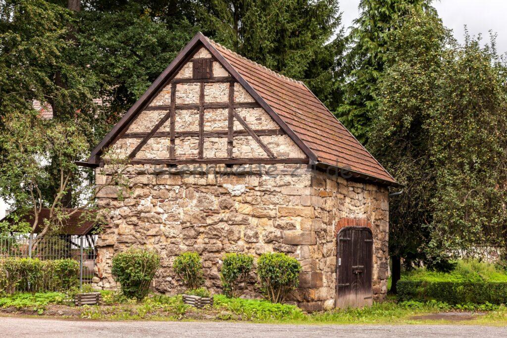 altes Fachwerkhaus in der Klosterruine Georgenthal / Thüringen