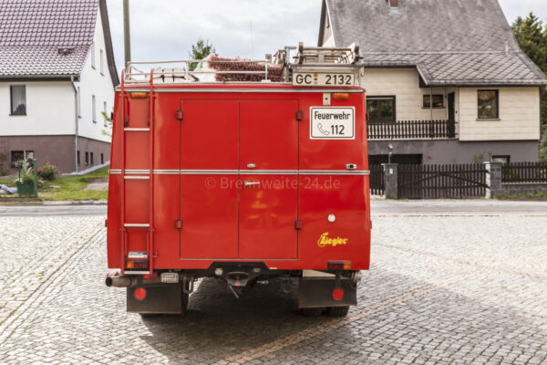 Tanklöschfahrzeug TLF 16 Mercedes Benz 1113